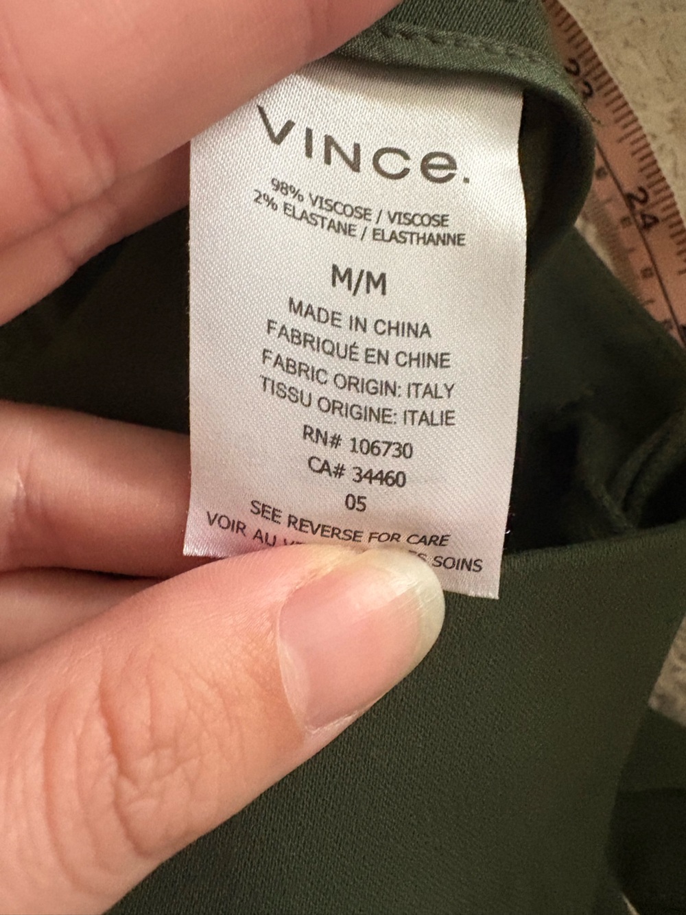 Vince Olive Green Tapered Pull-On Pleated Crepe Pants Size M - Picture 5 of 6